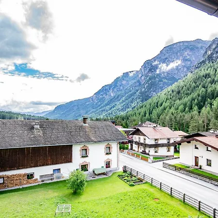 Gschnitzerhof Apartamento