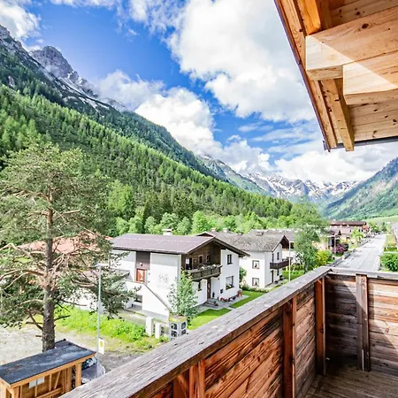 Gschnitzerhof Apartamento