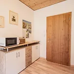 Gschnitzerhof Апартаменты Гшниц