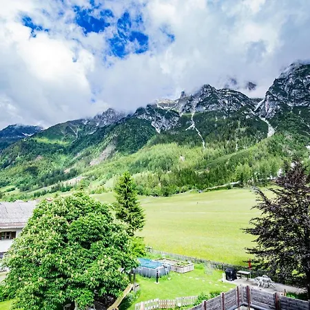 Gschnitzerhof Apartmán *